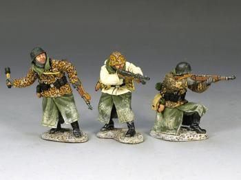 Volksgrenadiers Attack--three figures--RETIRED. #9