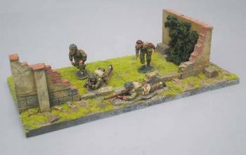 Image of Ruined garden wall--two 6" square bases and walls -- ONE AVAILABLE!