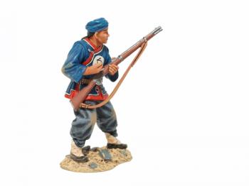 Qing Soldier Standing Pulling Bolt--single figure #13