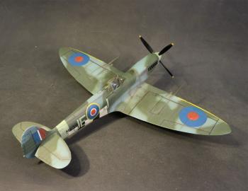 Supermarine Spitfire MK.IXe MK392, with Commander J. E. Johnson, No.144 Wing, March 1944, WWII--six pieces #0