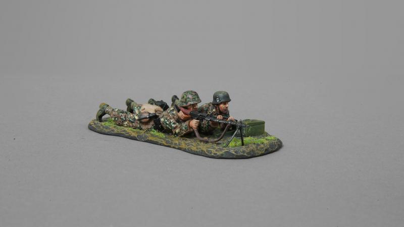 MG 34 Team in Action--two German WWII figures on single base--LAST EIGHT!! #2