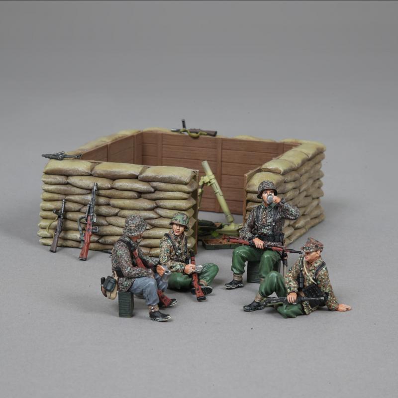 Four SS Soldiers with Sandbag Emplacement--includes ACCPACK056 & ACCPACK072C and four SS figures #3