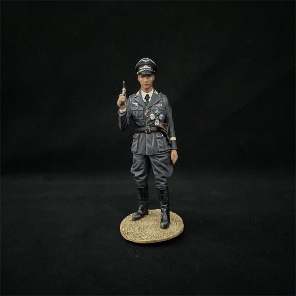 The Luftwaffe Captain with a Luger Pistol, Battle of Normandy--single figure #1