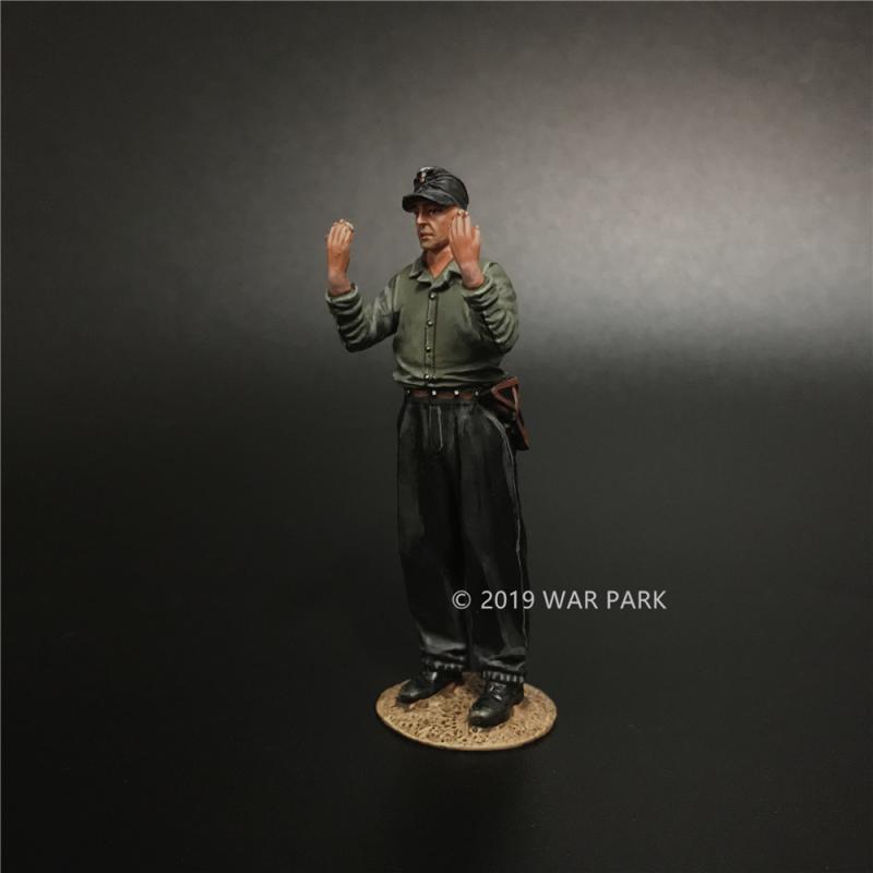 Groß deutschland Tank Crew Member (beckoning forward), Battle of Kursk--single figure #5