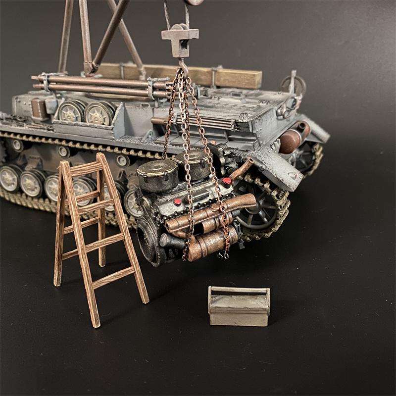 Tiger Tank Engine & Ladder & Toolbox--engine, ladder, toolbox, & chain #4