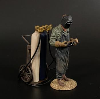 Cutter & Gas Cylinders, Battle of Kursk--single figure with gas cylinders on separate dolly Cutter & Gas Cylinders, Battle of Kursk--single figure with gas cylinders on separate dolly #46795