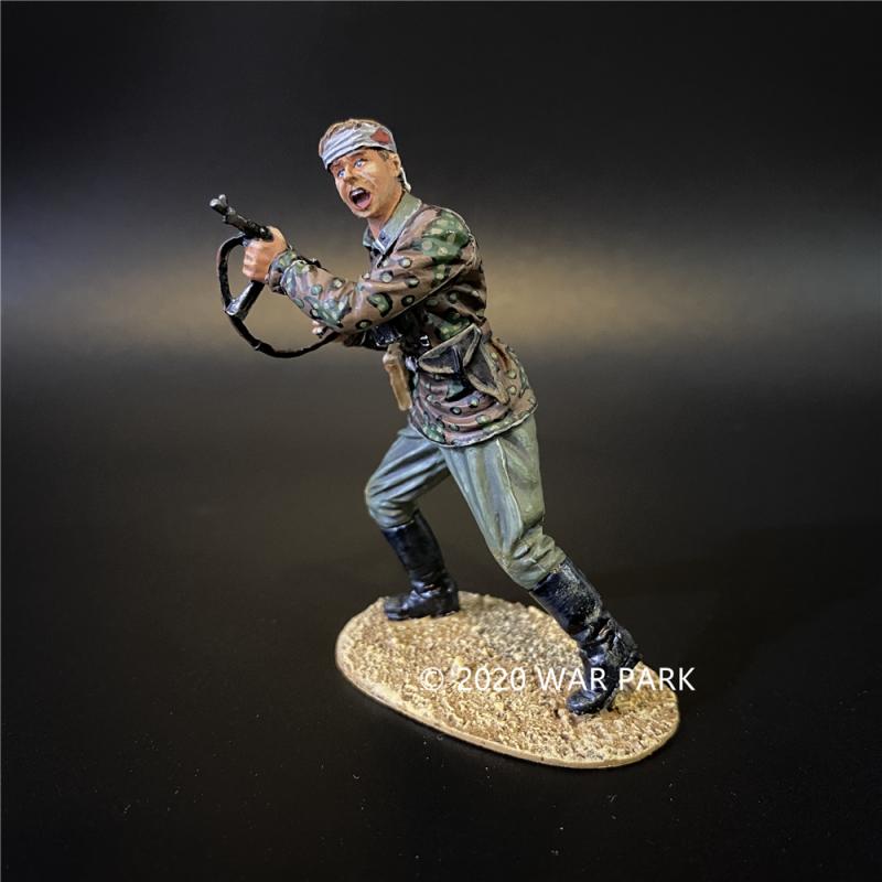 Das Reich SS Officer Leading the Charge (bandaged head), Battle of Kursk--single figure #2