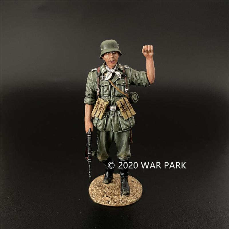Groß deutschland Raising Hand with a MP40, Battle of Kursk--single figure #1