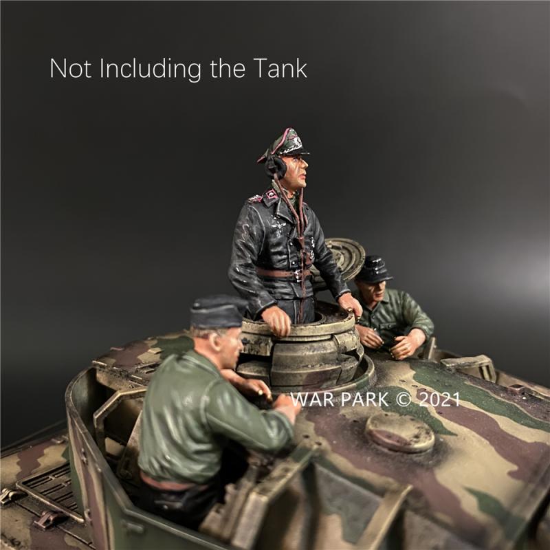 Wehrmacht Tank Crew of Panzer IV, Battle of Kursk--three seated figures #3