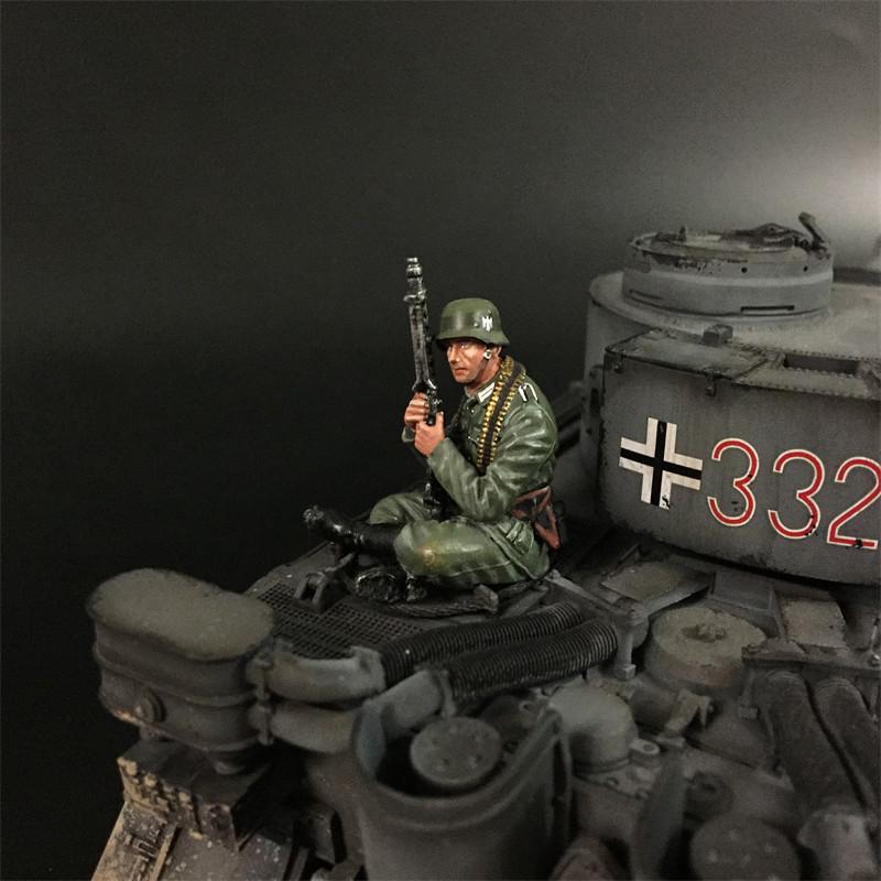 Wehrmacht Tank Rider with MG34 #3 (seated), Battle of Kursk--single figure #1