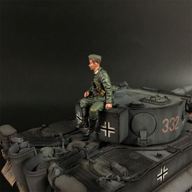 Wehrmacht Tank Rider with MP40 #6 (seated, wearing cap), Battle of Kursk--single figure #2