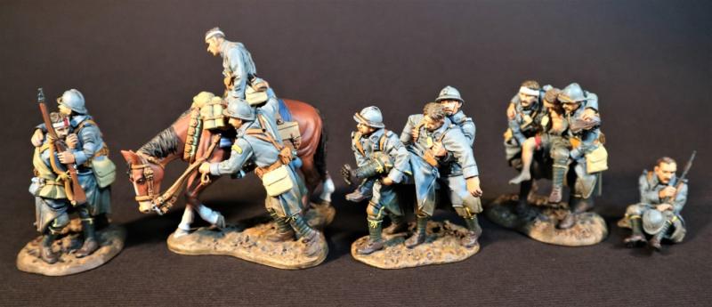 “Casualties of War”, French Infantry 1917-1918, The Great War, 1914-1918--eleven figures and one horse on five bases #1