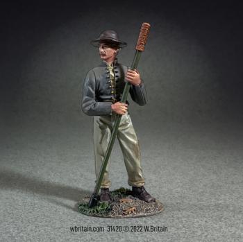 Image of Confederate Artillery Crewman with Sponge and Rammer--single figure