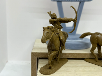 Image of Sioux Indians Mounted (Brown)--four figures in two poses--WAITING FOR RESTOCK.