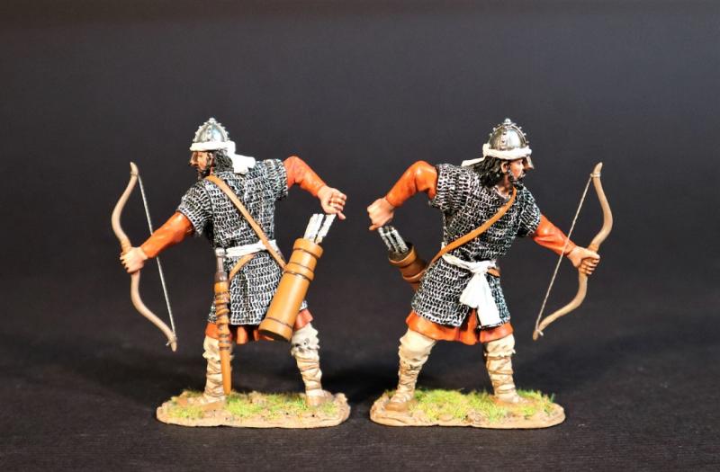 Two Andalusian Mercenary Archers (standing reaching for arrow), The Spanish, El Cid and the Reconquista--two figures #1