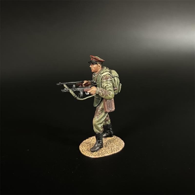 Red Army Commissar with Two PPShs--single figure #1