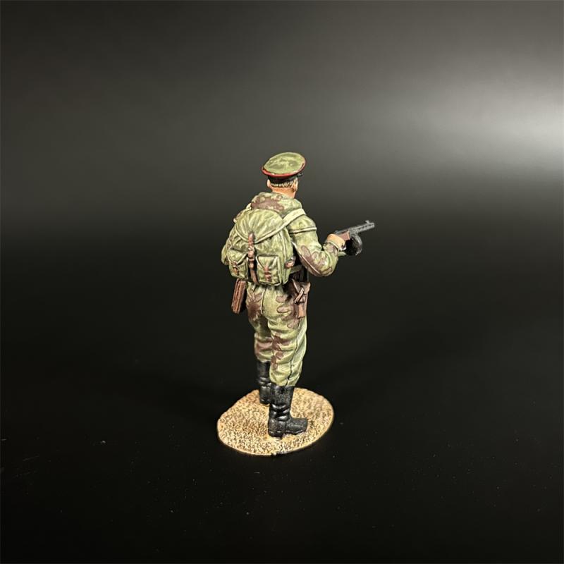 Red Army Commissar with Two PPShs--single figure #3