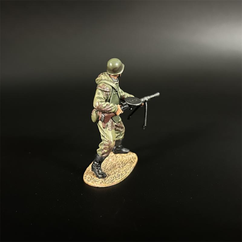 Red Army Assault Engineer with DP Machine Gun--single figure #3