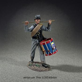 Image of Confederate Infantry Drummer Marching--single figure