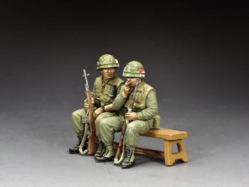 Image of Sitting Rifle Team--two seated Vietnam-era USMC figures (bench not included)