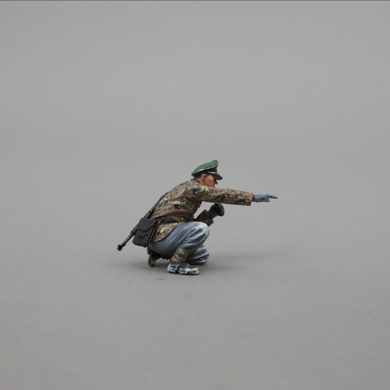 German SS Officer Pointing (winter camo)--single German WWII figure--FOUR IN STOCK! #2
