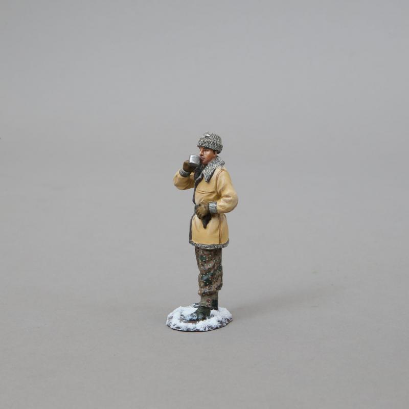 Knights Cross Officer--SS Officer in Quilted Jacket (winter camo)--single figure -- LAST THREE! #3