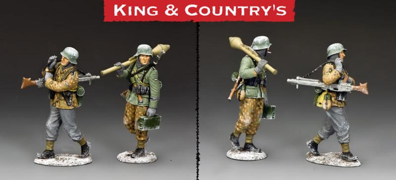 MG42 Gun Team Set--two walking Waffen SS figures #2