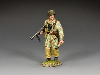 Image of Fallschirmjager Squad Leader--single German Fallschirmjager staff sergeant figure