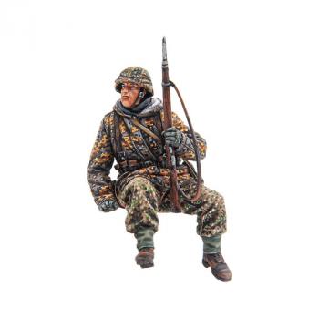 Image of German Pz Grenadier Leaning with K98--single seated figure--ONE IN STOCK.