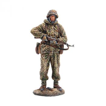 Image of German Pz Grenadier Standing with Gewehr 43--single standing figure--TWO IN STOCK.