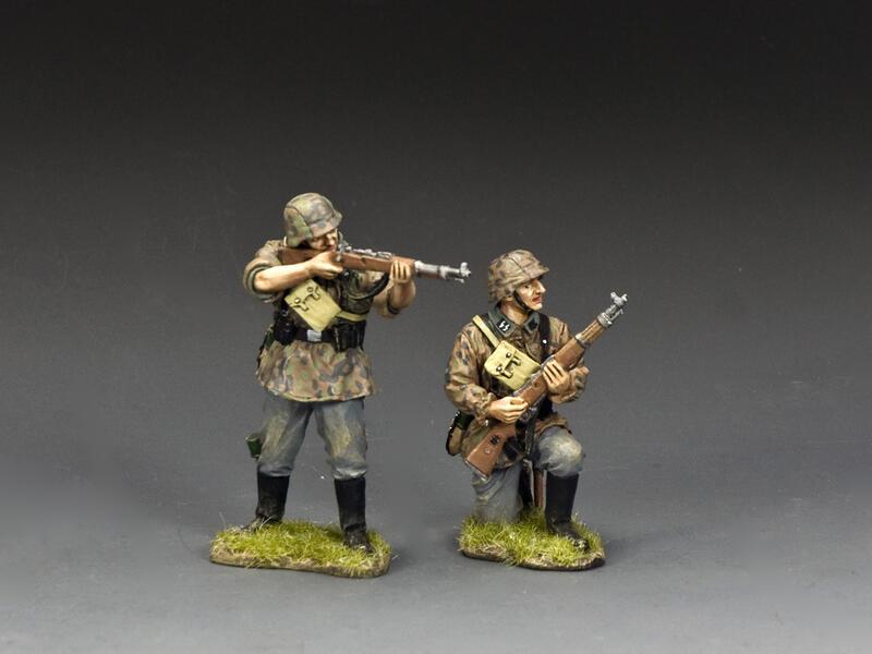 Riflemen in Action--two Waffen SS Panzergrenadier figures #1