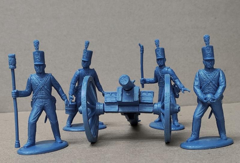 Canadian Provincial Artillery (Stovepipe Shako)--1 officer and 8 gunners, plus two 9-pdr field guns on trail-block carriages (Blue) #3
