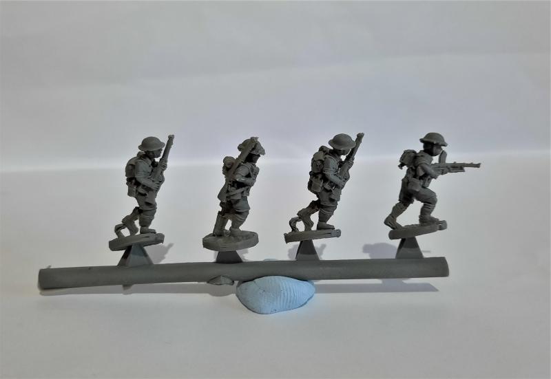 British Eighth Army Platoon--forty-seven unpainted 20mm WWII miniatures #5