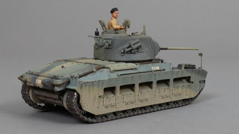 T.7398  GREENLOAMING, 7 RTR, Matilda II Tank [Queen of the Desert]--tank and two crew figures #2