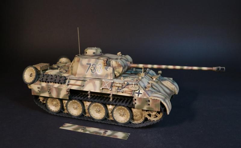 German Panzerkampfwagen "Panther" Ausf. D (Sd.Kfz.171),  Panther #733 of Panzer-Abteilung 52, Panzer-Regiment "von Lauchert" #6