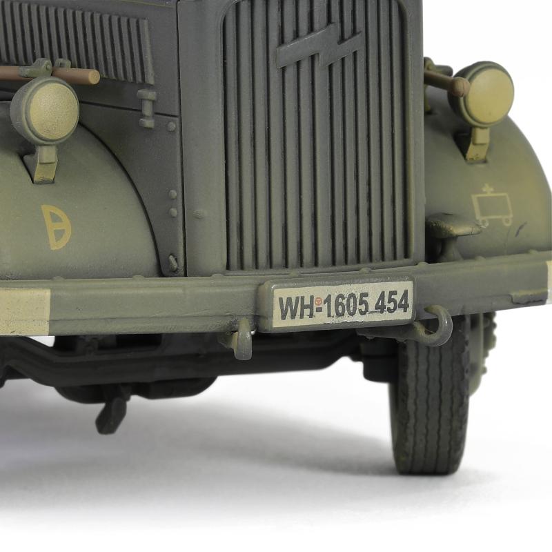 1/32 Opel-Blitz 3,6-6700 A-Type Kfz.305 (Multi-purpose house type body), WWII ambulance truck -- THREE IN STOCK! #15