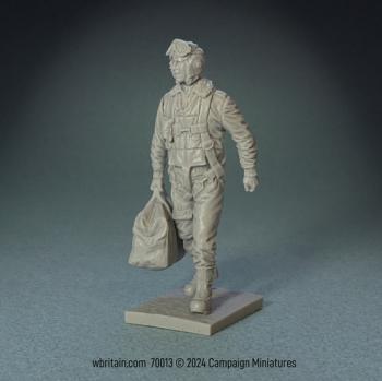 Image of U.S.A.A.F. Bombardier, 1943-45--1/30 Scale Resin and Metal Kit; Unpainted, Unassembled Image of U.S.A.A.F. Bombardier, 1943-45--1/30 Scale Resin and Metal Kit; Unpainted, Unassembled