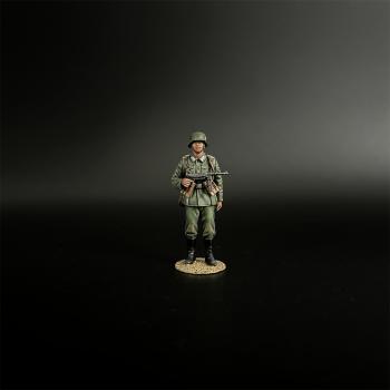 Image of Wehrmacht Submachine Gunner Carrying Backpack, Battle of Kursk--single figure