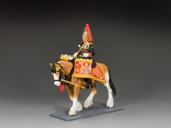Image of ‘The Blues & Royals Drum Horse ‘HORATIUS’’--single mounted figure
