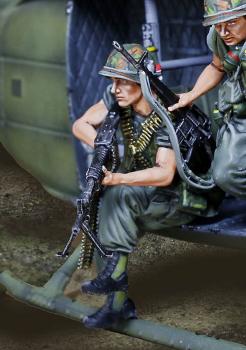Image of Huey Jumper 4 MG--single Vietnam-era figure