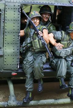 Image of Huey Jumper 6 Bracing--single Vietnam-era figure