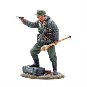 German NCO with Walther and PZ Faust--single figure German NCO with Walther and PZ Faust--single figure #49707