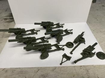 WW II 155 Howitzer (BULK Pack) - Six Howitzers in OD Green.  WW II 155 Howitzer (BULK Pack) - Six Howitzers in OD Green.  #49734