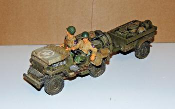 US Jeep and Trailer with two 82nd Airborne Soldiers.  - Retired. US Jeep and Trailer with two 82nd Airborne Soldiers.  - Retired. #50259
