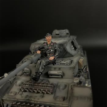 Image of Wehrmacht Panzer Crew Left for Panzer IV--single figure