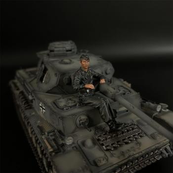 Image of Wehrmacht Panzer Crew Right for Panzer IV--single figure