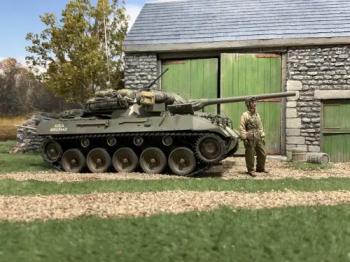 Image of U.S. M18 "Hell-Cat" Tank Destroyer, 811TD, with Crewman, Germany 1945