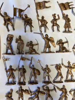 JECSAN- EL CID KNIGHTS LOT x 37 foot, 12 mounted  -RETIRED--ONE AVAILABLE!  JECSAN- EL CID KNIGHTS LOT x 37 foot, 12 mounted  -RETIRED--ONE AVAILABLE!  #50512