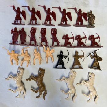 REAMSA-  Moors/El Cid Knights - 25 pcs -RETIRED--ONE AVAILABLE!  REAMSA-  Moors/El Cid Knights - 25 pcs -RETIRED--ONE AVAILABLE!  #50517