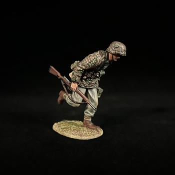 Waffen-SS Ammunition Soldier Bend Forward--single figure Waffen-SS Ammunition Soldier Bend Forward--single figure #51058